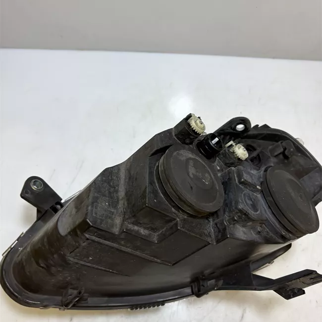 Proiettore destro Restyle 2007