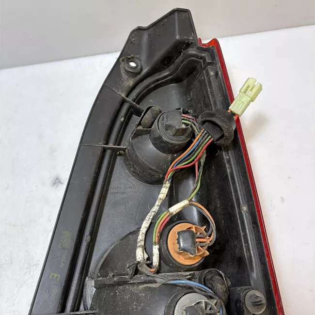 Fanale posteriore sinistro