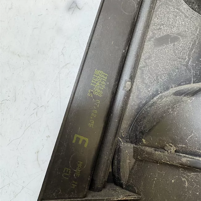 Fanale posteriore sinistro