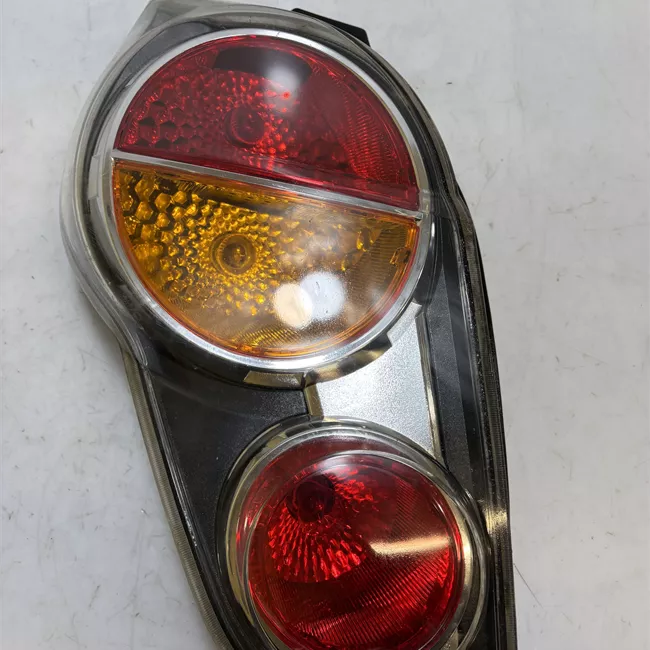 Fanale posteriore sinistro