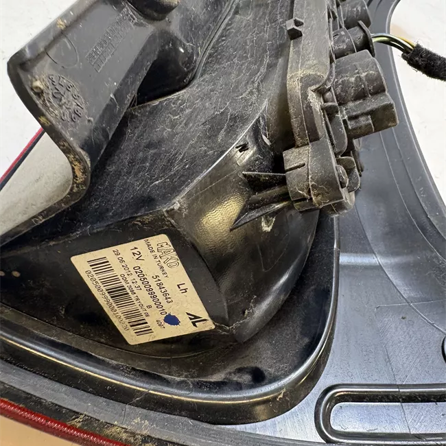 Fanale posteriore sinistro