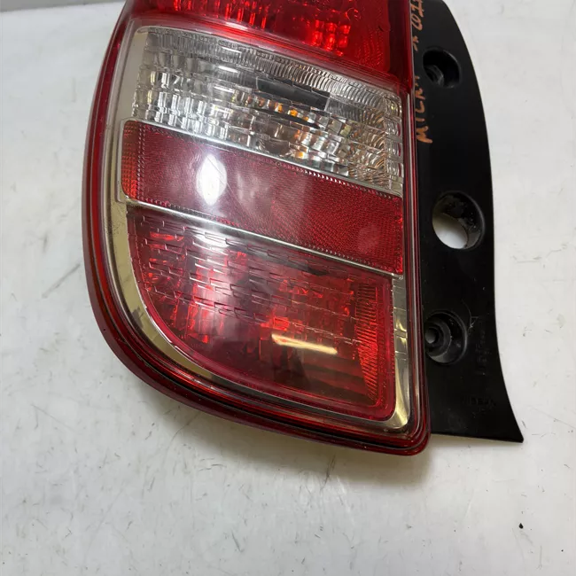 Fanale posteriore sinistro