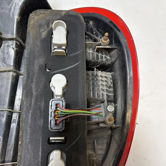 Fanale posteriore sinistro