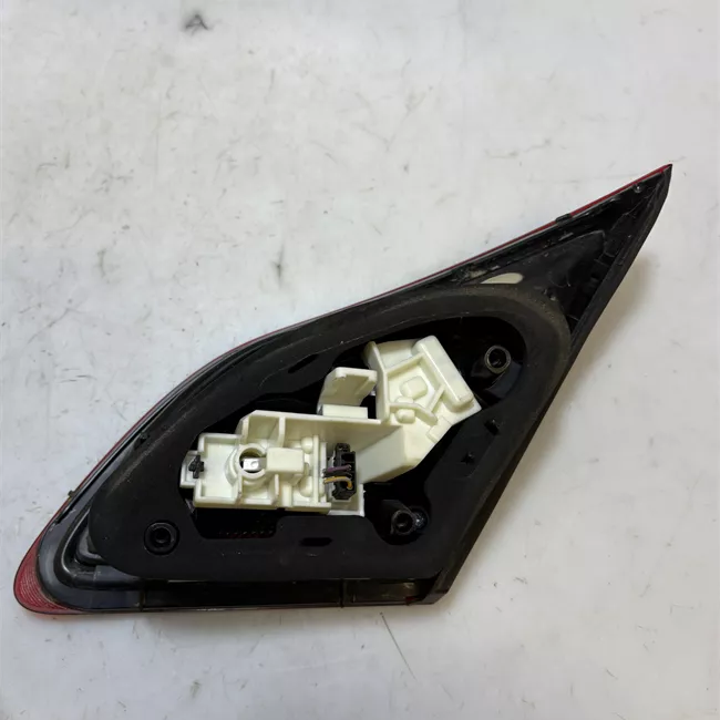 Fanale posteriore parte interno sinistro