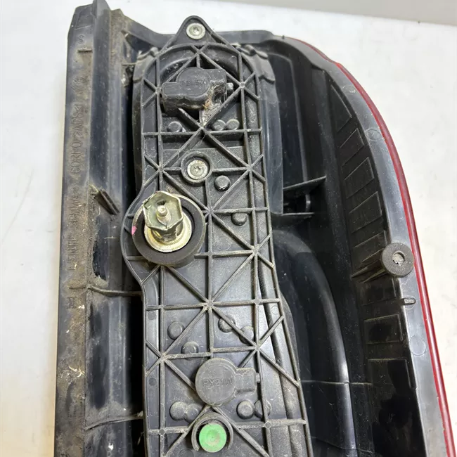 Fanale posteriore sinistro