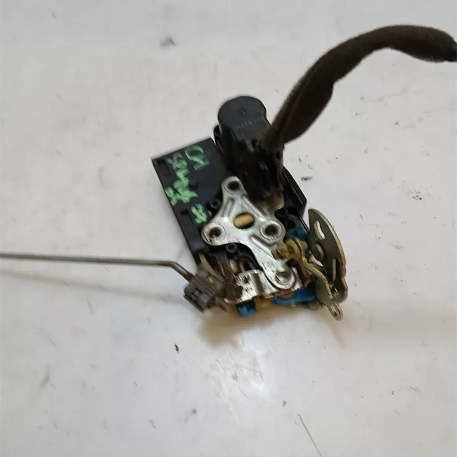 Serratura porta anteriore destra