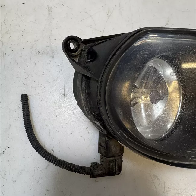 Proiettore fendinebbia destro