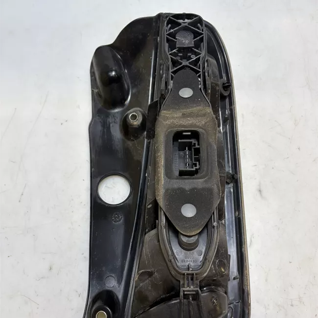 Fanale posteriore sinistro