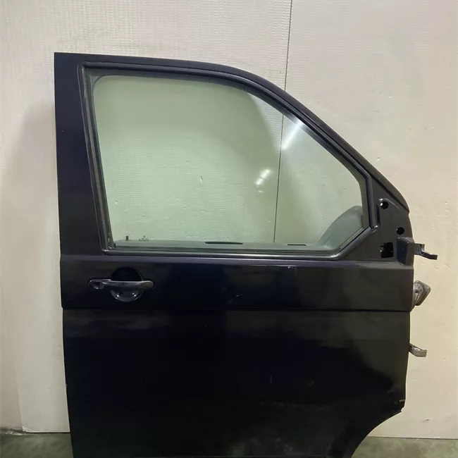 Porta anteriore destra