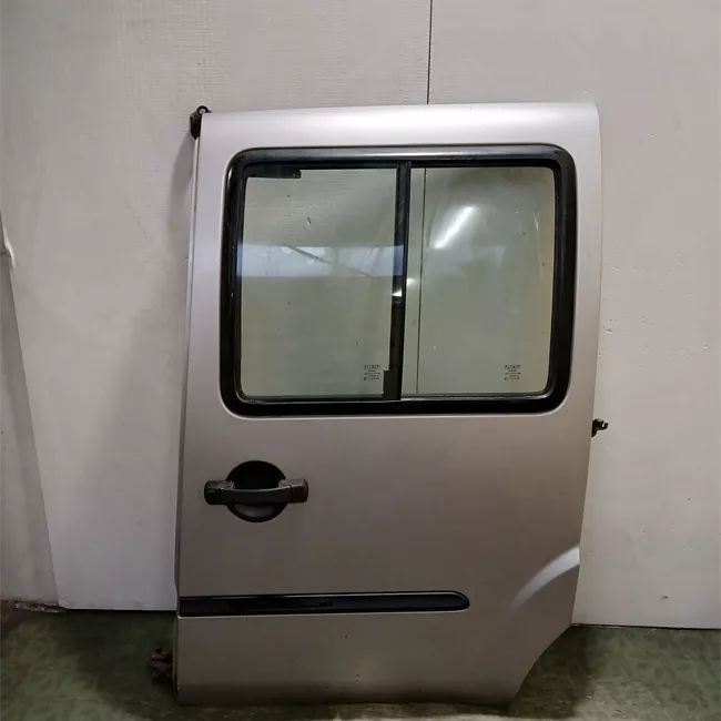 Porta posteriore sinistra