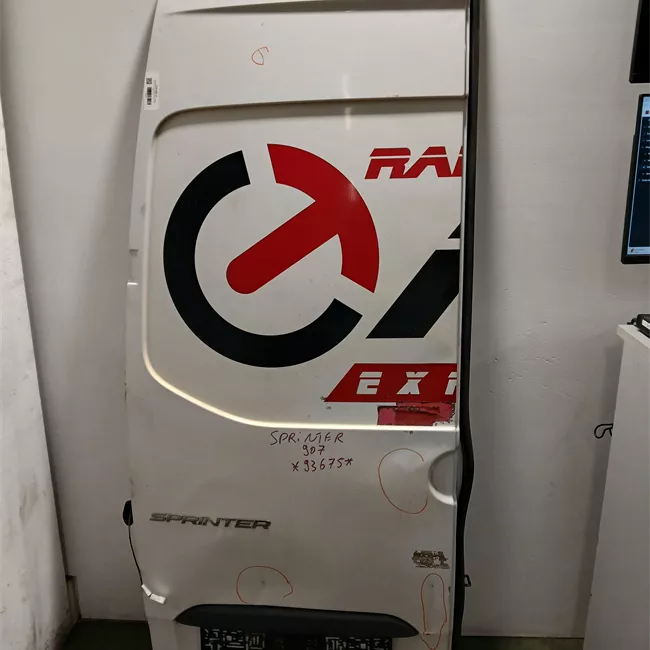 Porta posteriore destra