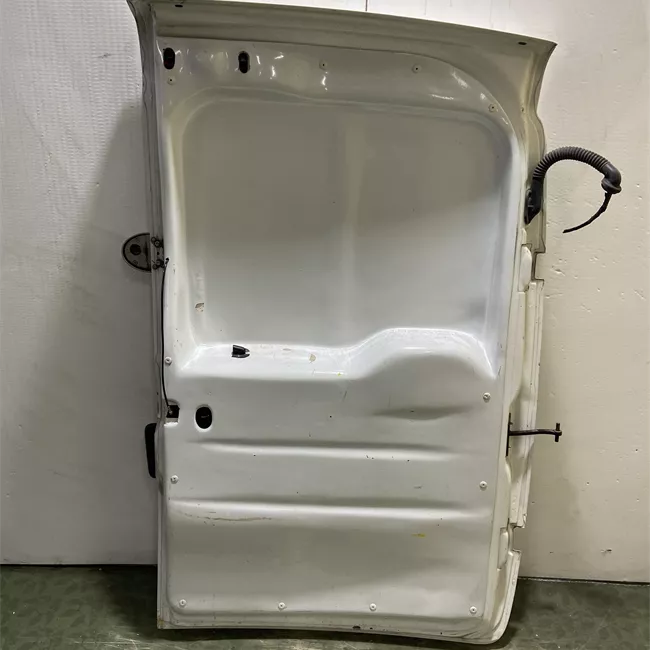 Porta carico posteriore a battente sinistra Lamierata