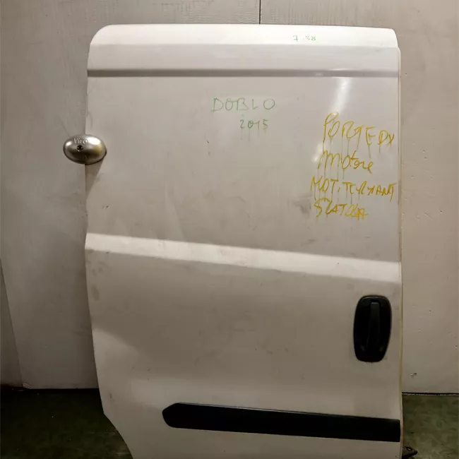 Porta posteriore destra