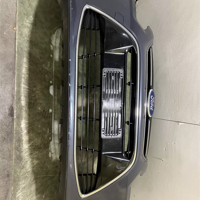 Paraurti anteriore primer