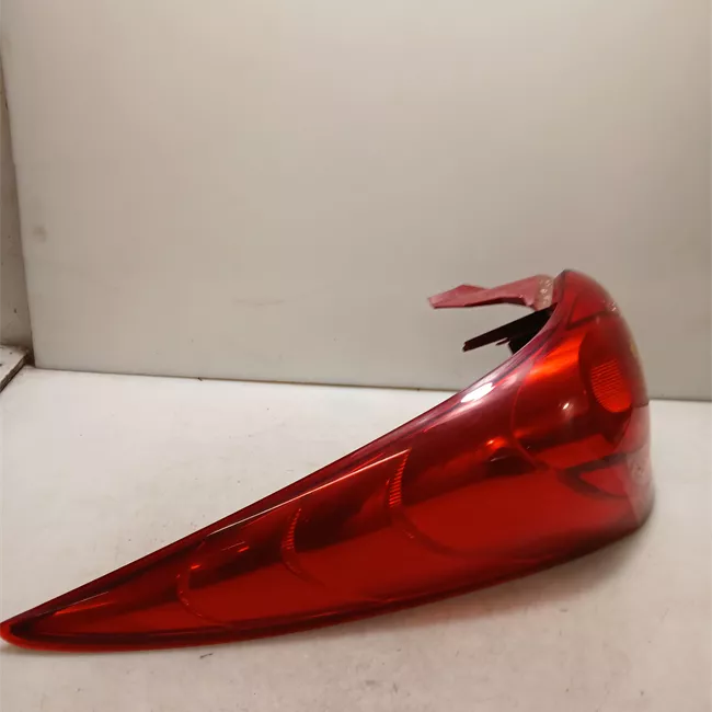 Fanale posteriore sinistro