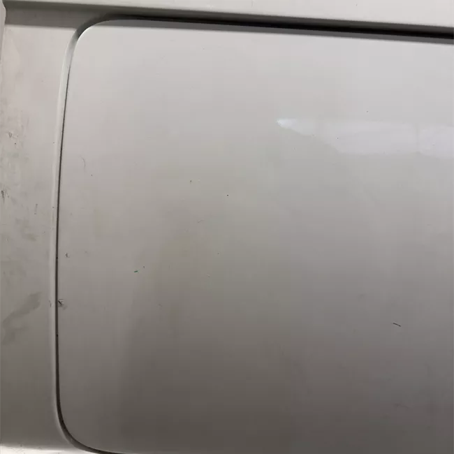 Porta posteriore destra con apertura finestrino