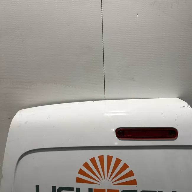 Porta carico posteriore a battente sinistra