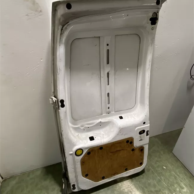 Porta carico posteriore a battente destra braccio riteg 270°