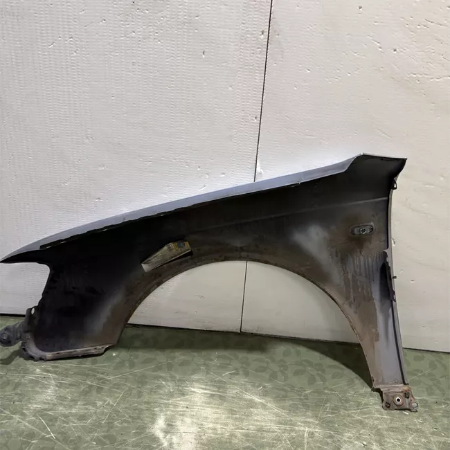 Parafango anteriore destro