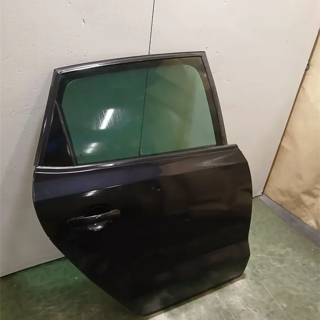 Porta posteriore destra