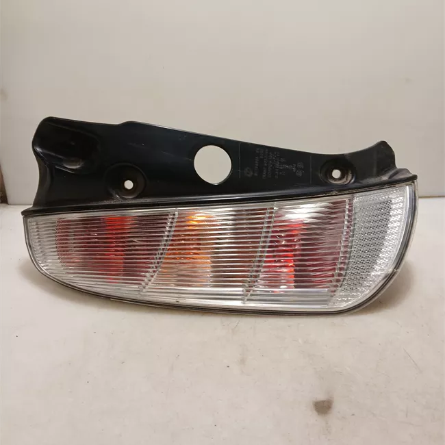 Fanale posteriore sinistro