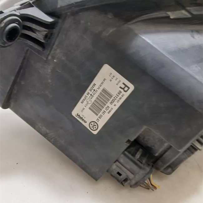 Proiettore destro Valeo