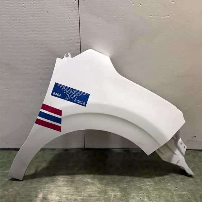 Parafango anteriore destro