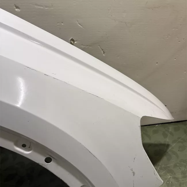 Parafango anteriore destro