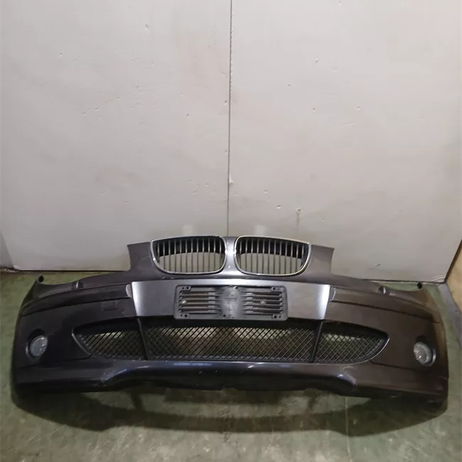 Paraurti anteriore Lavafari, Primer