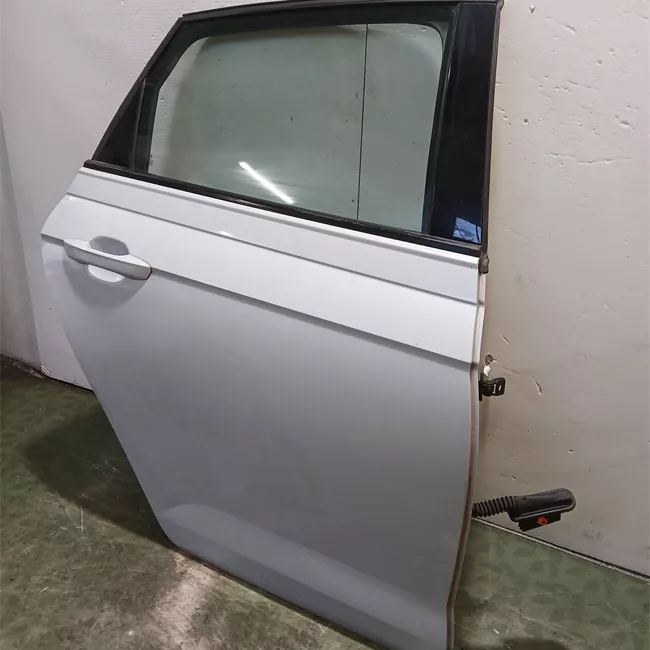 Porta posteriore destra con metà cerniere