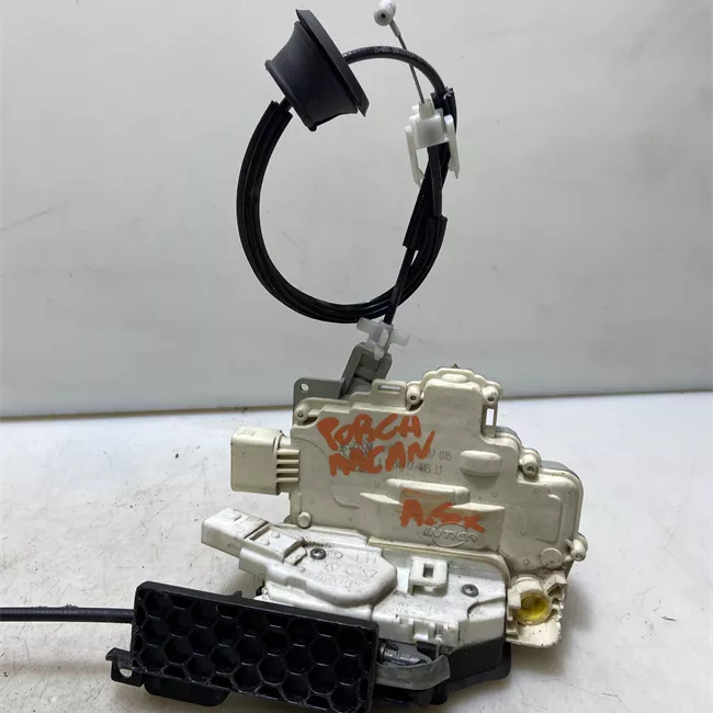 Serratura porta anteriore sinistra con impianto allarme