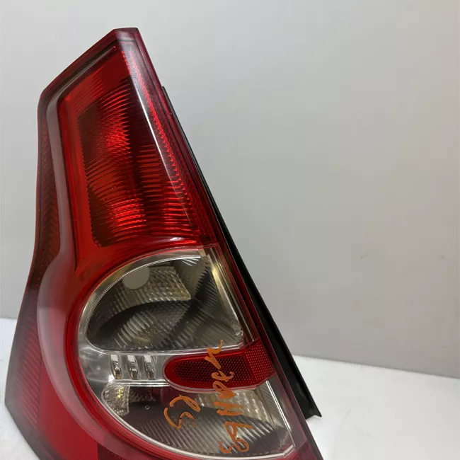 Fanale posteriore sinistro