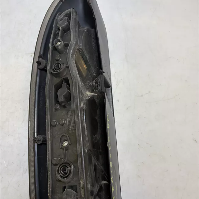 Fanale posteriore destro Tinta scura