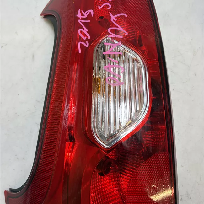 Fanale posteriore sinistro