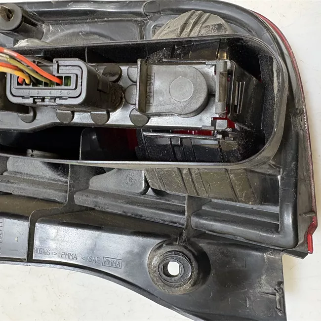 Fanale posteriore sinistro completo eto