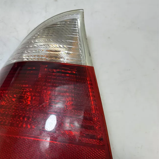 Fanale posteriore parte esterno sinistro Indicatori Direzione Bianchi