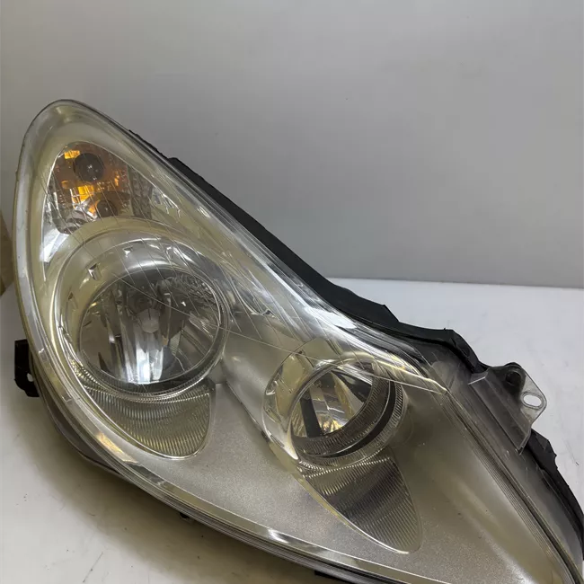 Proiettore destro Cromo