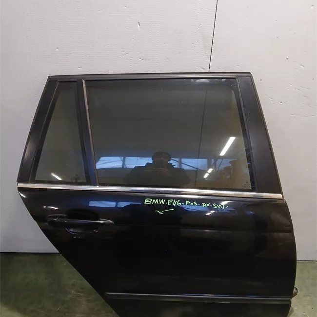 Porta posteriore destra