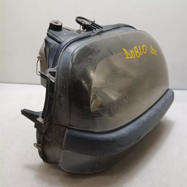 Proiettore destro con fendinebbia