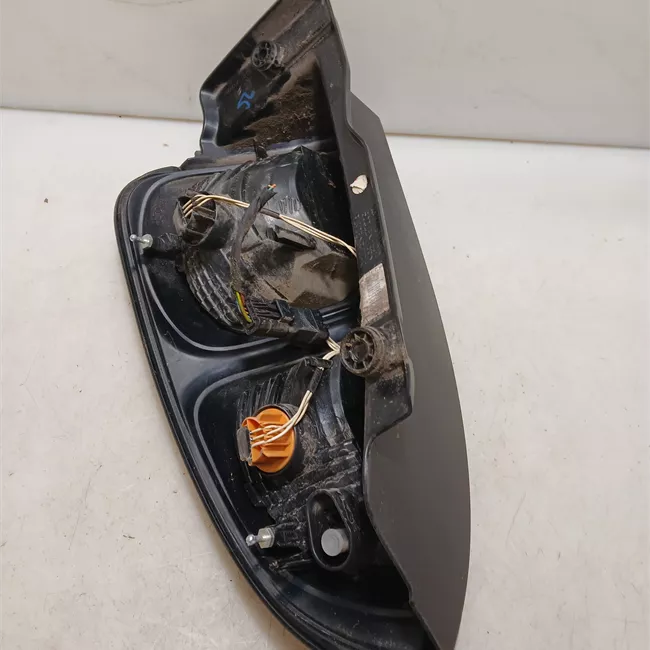 Fanale posteriore sinistro