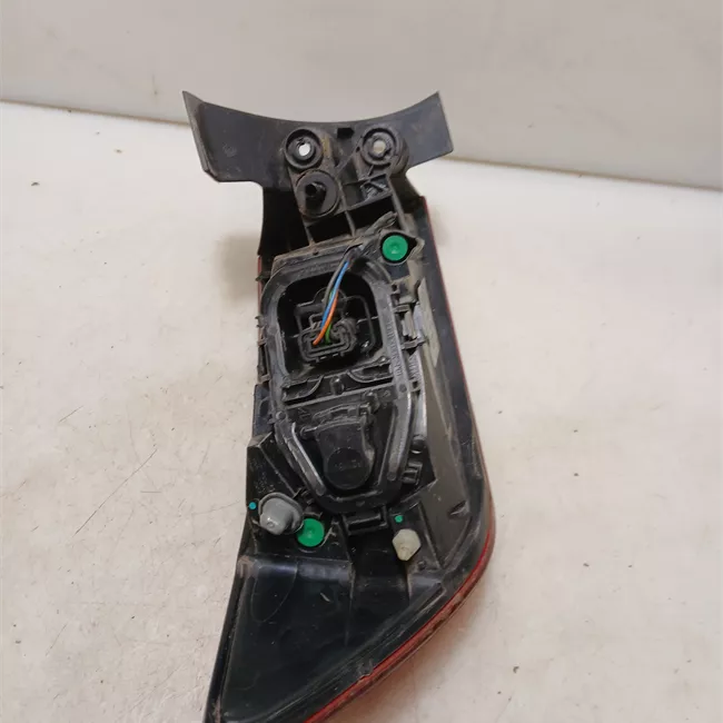 Fanale posteriore parte esterno destro