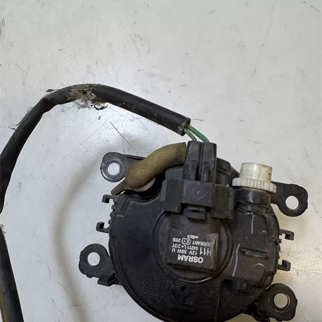 Proiettore fendinebbia destro