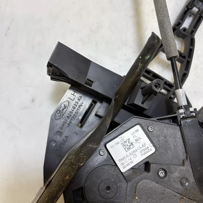 Serratura porta posteriore destra con bloccaggio elettrica