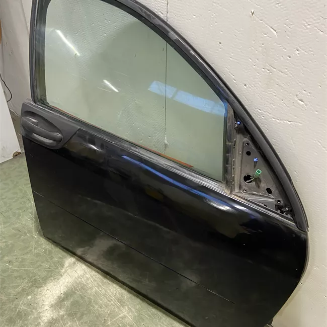 Pannello esterno porta anteriore destro