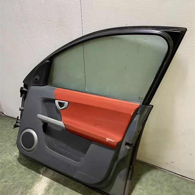 Pannello esterno porta anteriore destro