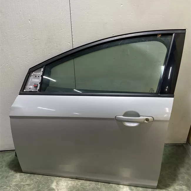 Porta anteriore sinistra