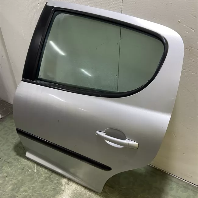 Porta posteriore sinistra