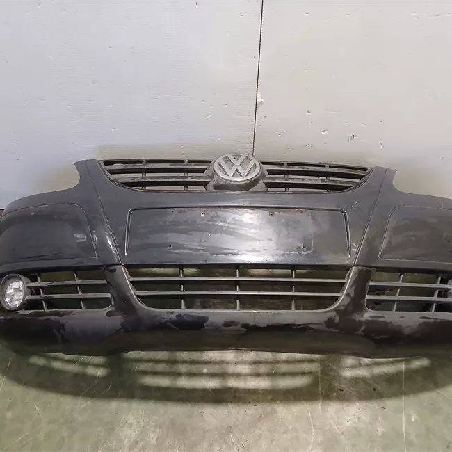 Paraurti anteriore con fendinebbia alogeni