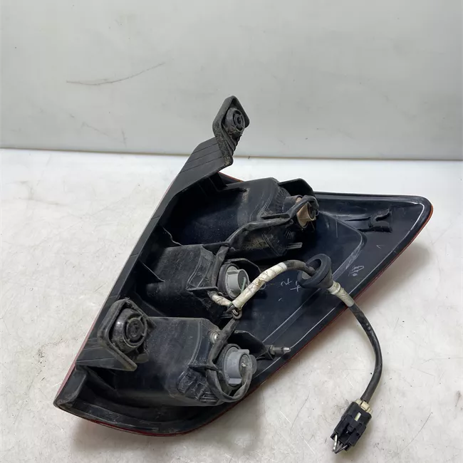 Fanale posteriore sinistro