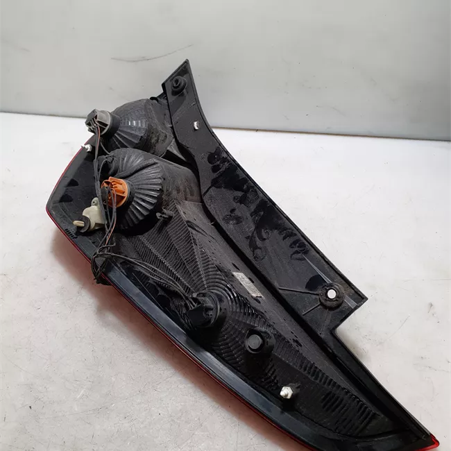 Fanale posteriore sinistro